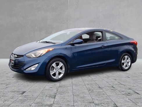 Used 2013 Hyundai Elantra image 6