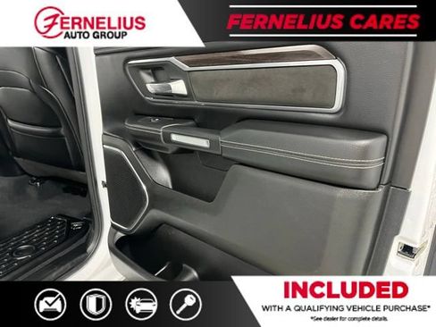 Used 2025 RAM 1500 Laramie w/ Sport Appearance Package AWD/4WD image 17