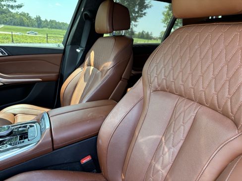 Used 2024 BMW X7 M60i w/ Executive Package AWD/4WD image 16