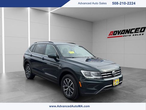 Used 2019 Volkswagen Tiguan SE w/ Panoramic Sunroof Package image 1