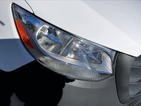 New 2026 Mercedes-Benz Sprinter 2500 image 13