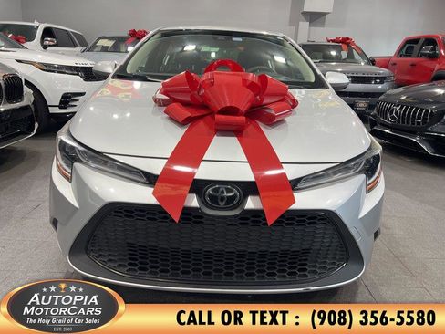 Used 2020 Toyota Corolla LE FWD image 8