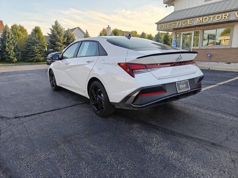 Used 2026 Hyundai Elantra Sport FWD image 3