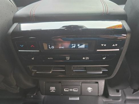 Used 2024 Acura MDX Type S AWD/4WD image 9
