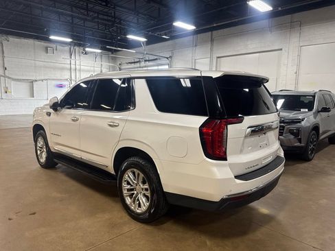 Used 2021 GMC Yukon SLT w/ SLT Premium Package AWD/4WD image 2