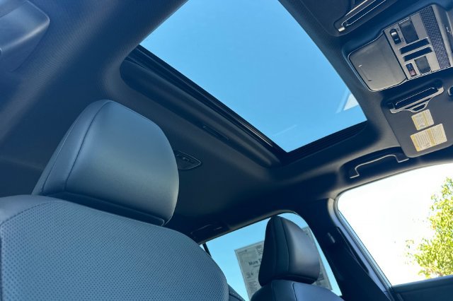 New 2026 Subaru Outback Limited AWD/4WD image 14