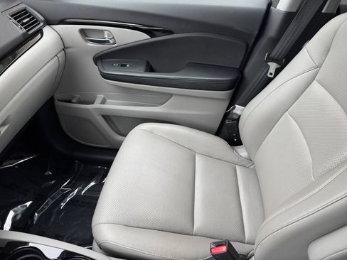 Used 2017 Honda Ridgeline RTL-E image 30