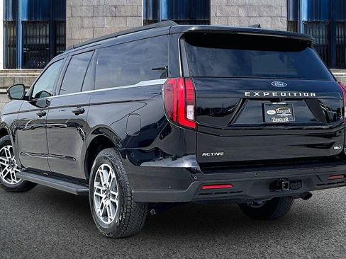 Used 2025 Ford Expedition Max Active AWD/4WD image 10