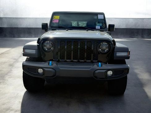 Used 2023 Jeep Wrangler Unlimited AWD/4WD image 2