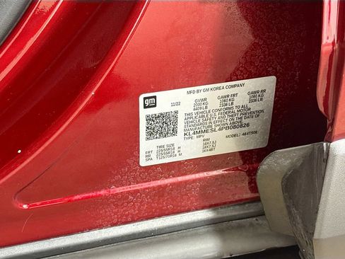 Used 2023 Buick Encore GX Select AWD/4WD image 31