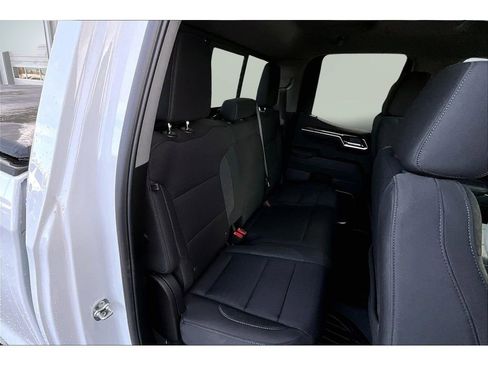 New 2025 GMC Sierra 1500 Elevation image 10