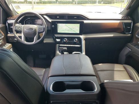 Used 2024 GMC Sierra 1500 Denali w/ Denali Reserve Package image 13