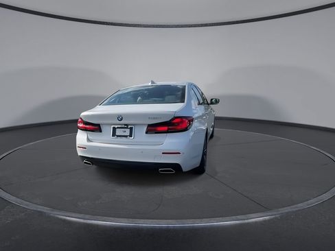 Used 2023 BMW 530i w/ Premium Package RWD image 8