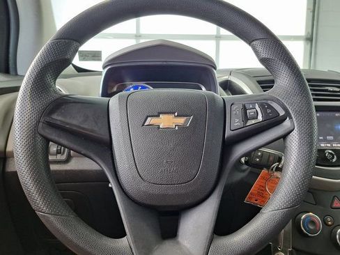 Used 2016 Chevrolet Trax LS FWD image 10