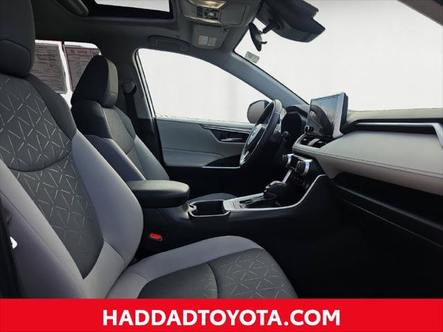 Certified 2024 Toyota RAV4 XLE w/ Convenience Package AWD/4WD image 17