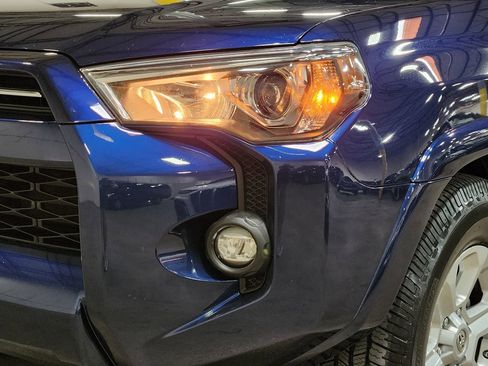 Used 2021 Toyota 4Runner SR5 Premium w/ Moonroof Package image 14