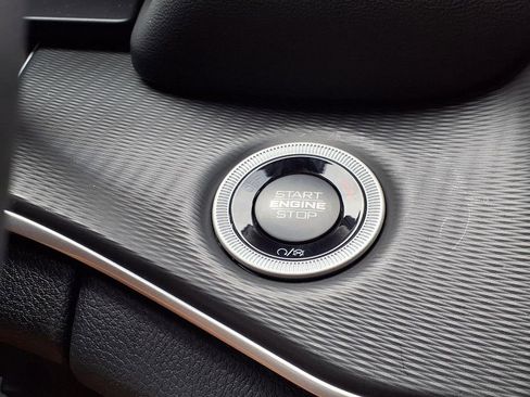 New 2026 Jeep Grand Cherokee L 4WD image 15