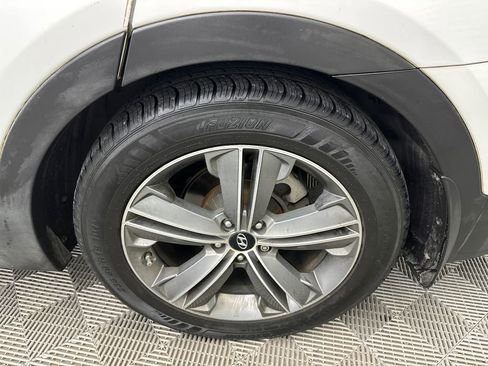 Used 2016 Hyundai Santa Fe Limited w/ Option Group 04 FWD image 24