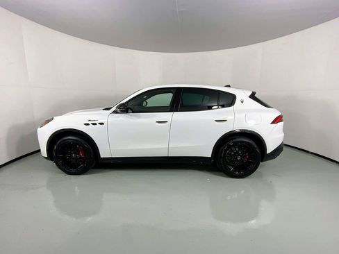 New 2025 Maserati Grecale Modena AWD/4WD image 11