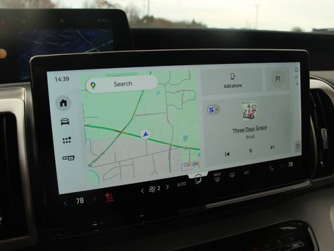 New 2025 Ford Expedition Active image 30