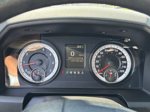 Used 2015 RAM 1500 Express AWD/4WD image 17