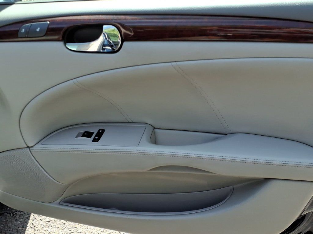 Used 2008 Buick Lucerne CXL w/ Driver Confidence Package FWD image 9