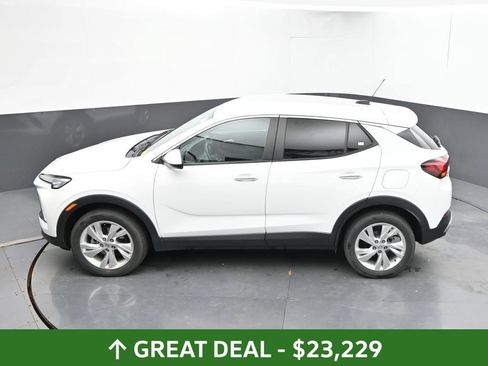 Used 2025 Buick Encore GX Preferred AWD/4WD image 30