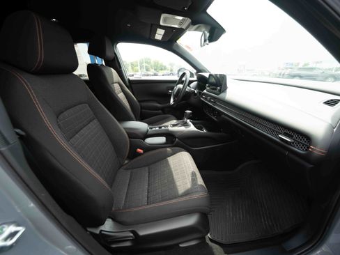 Used 2024 Honda HR-V Sport image 27