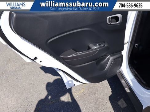 Used 2023 Hyundai Venue SEL w/ Cargo Package FWD image 33
