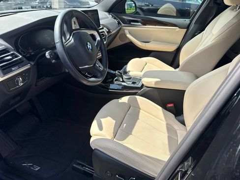 Used 2024 BMW X3 sDrive30i w/ Premium Package RWD image 4