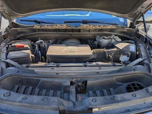 Used 2021 Chevrolet Suburban High Country w/ Premium Package image 25