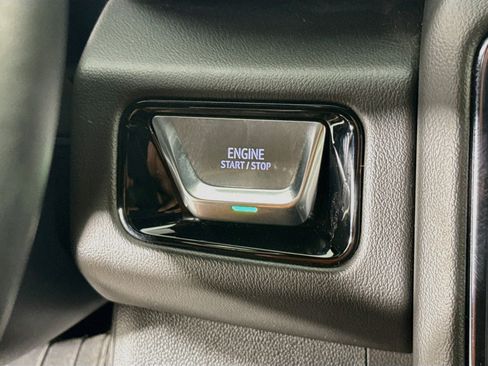 Used 2025 GMC Yukon XL AT4 w/ LPO, Floor Liner Package AWD/4WD image 18