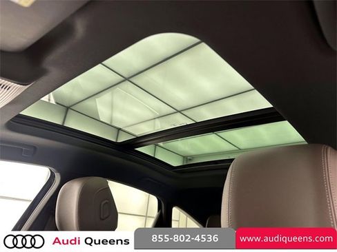 Used 2025 Audi Q4 e-tron Premium Plus w/ Premium Plus image 24