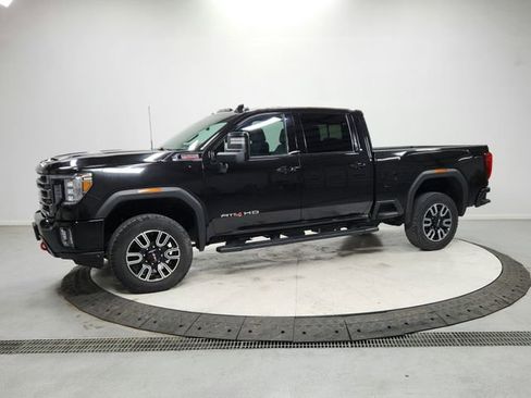 Used 2023 GMC Sierra 2500 AT4 w/ AT4 Premium Plus Package image 3