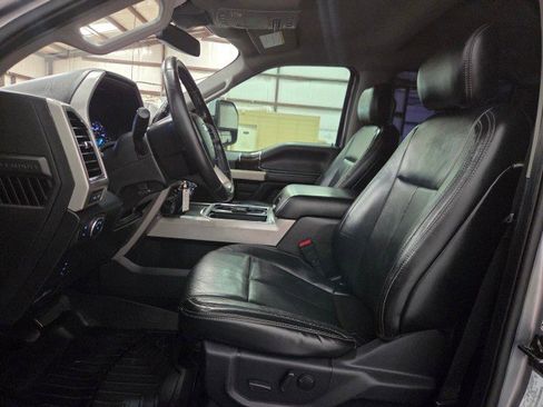 Used 2020 Ford F250 Lariat w/ Lariat Value Package image 6