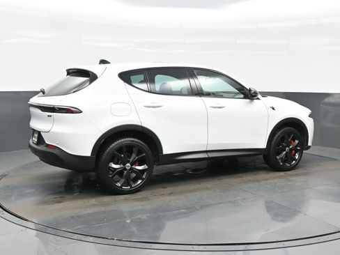 New 2024 Dodge Hornet GT Plus image 6