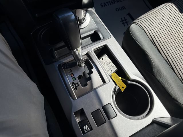 Used 2022 Toyota 4Runner SR5 AWD/4WD image 16