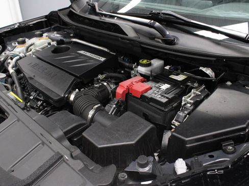 Certified 2024 Nissan Rogue SV AWD/4WD image 12