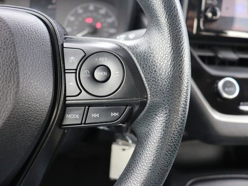 Used 2023 Toyota Corolla LE image 21