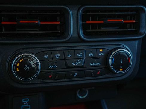 Used 2024 Ford Maverick XLT w/ XLT Luxury Package image 19