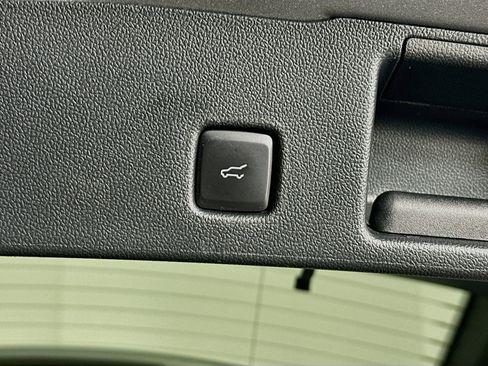 Used 2024 Ford Escape Active AWD/4WD image 30