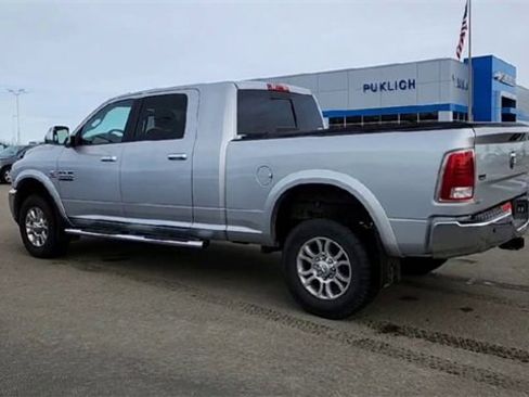 Used 2014 RAM 2500 Laramie w/ Convenience Group image 6