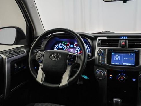 Used 2019 Toyota 4Runner SR5 RWD image 4