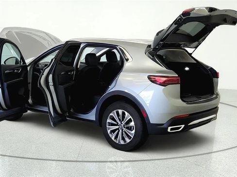 Used 2024 Buick Envision Preferred AWD/4WD image 10