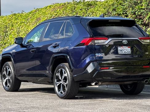 Used 2024 Toyota RAV4 XSE w/ Weather Package AWD/4WD image 6