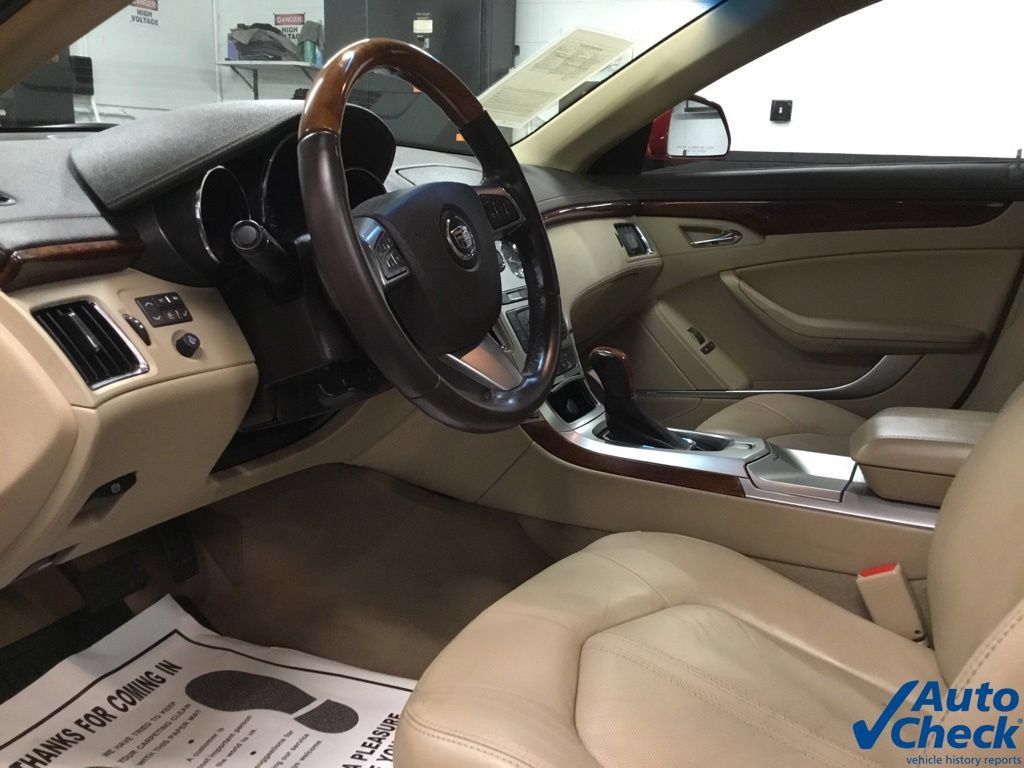 Used 2011 Cadillac CTS Luxury AWD/4WD image 23