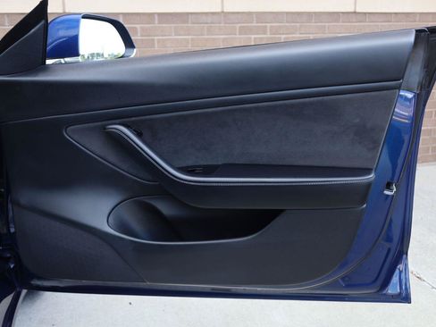 Used 2020 Tesla Model 3 Long Range AWD/4WD image 26