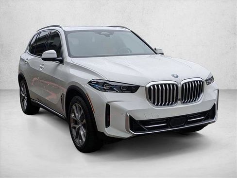New 2026 BMW X5 xDrive50e w/ Climate Comfort Package image 6