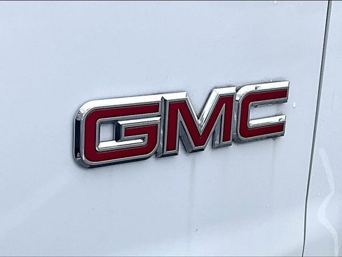 Used 2023 GMC Savana 2500 w/ Driver Convenience Package RWD image 23