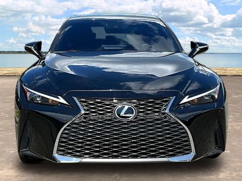 Used 2022 Lexus IS 300 AWD w/ Premium Package image 2